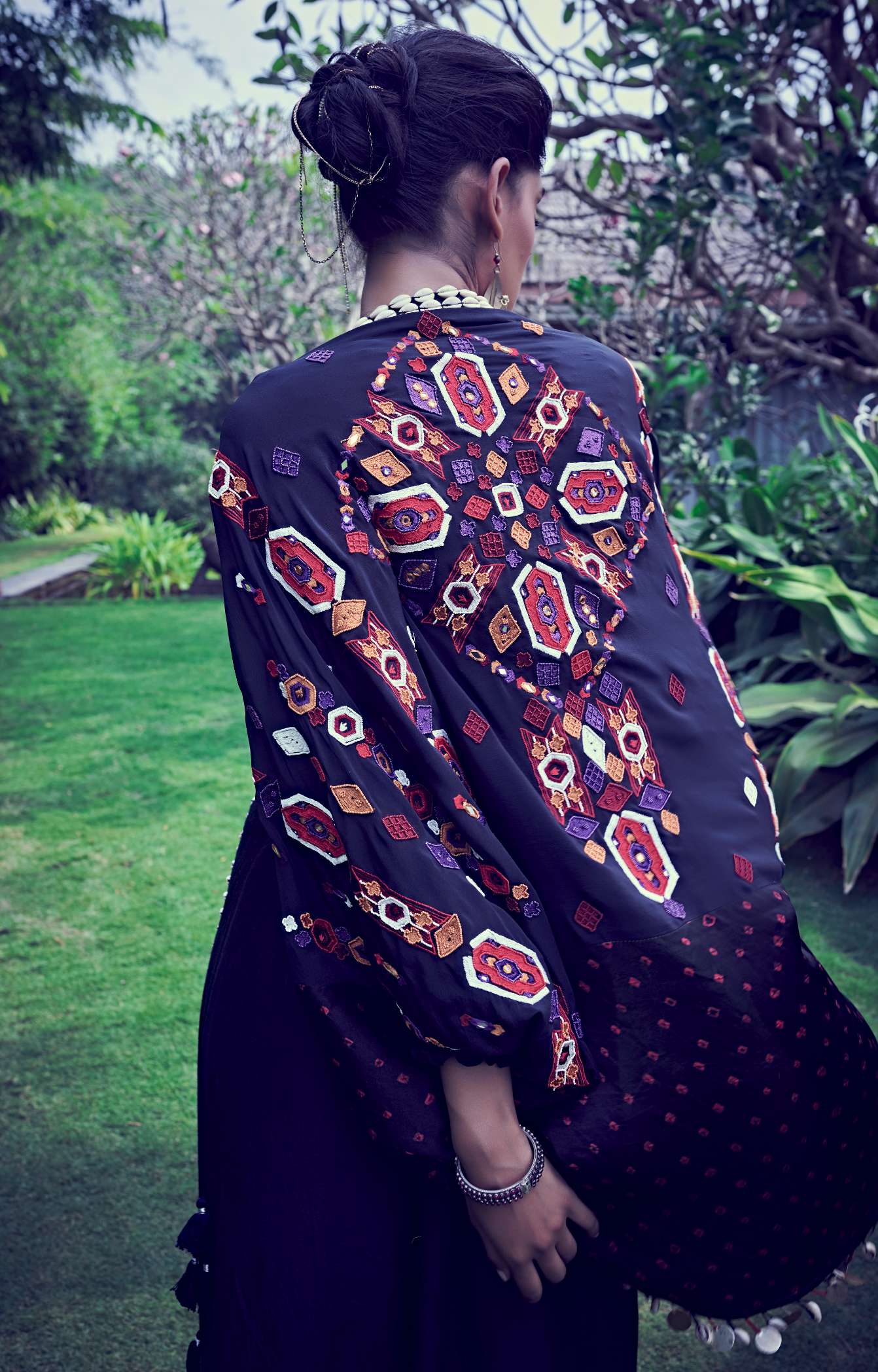 Black Aztec Embroidery And Bandhani Cape