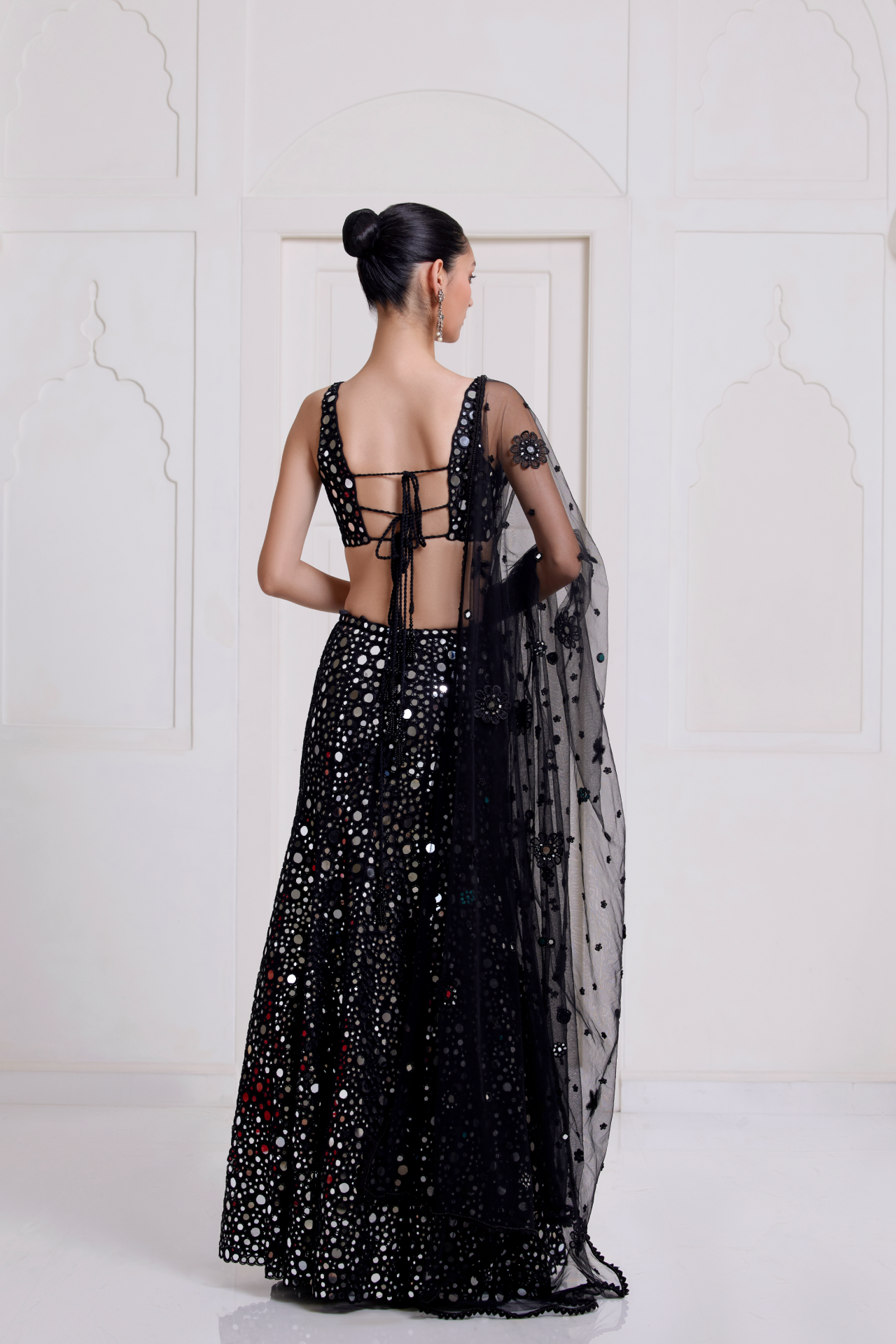 Black Scallop Dupatta