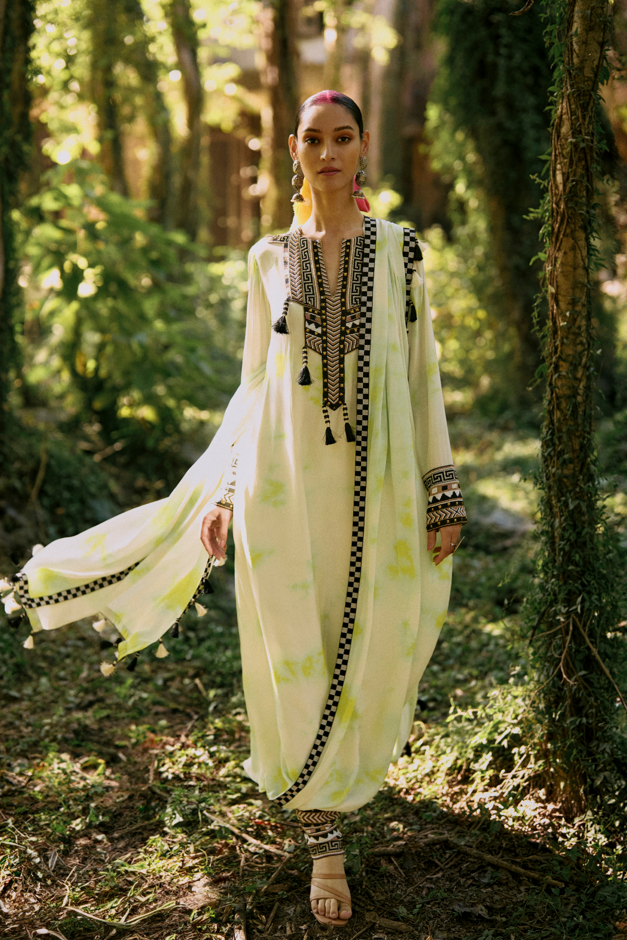 Green Tie-Dye Kurta With Draped Dupatta