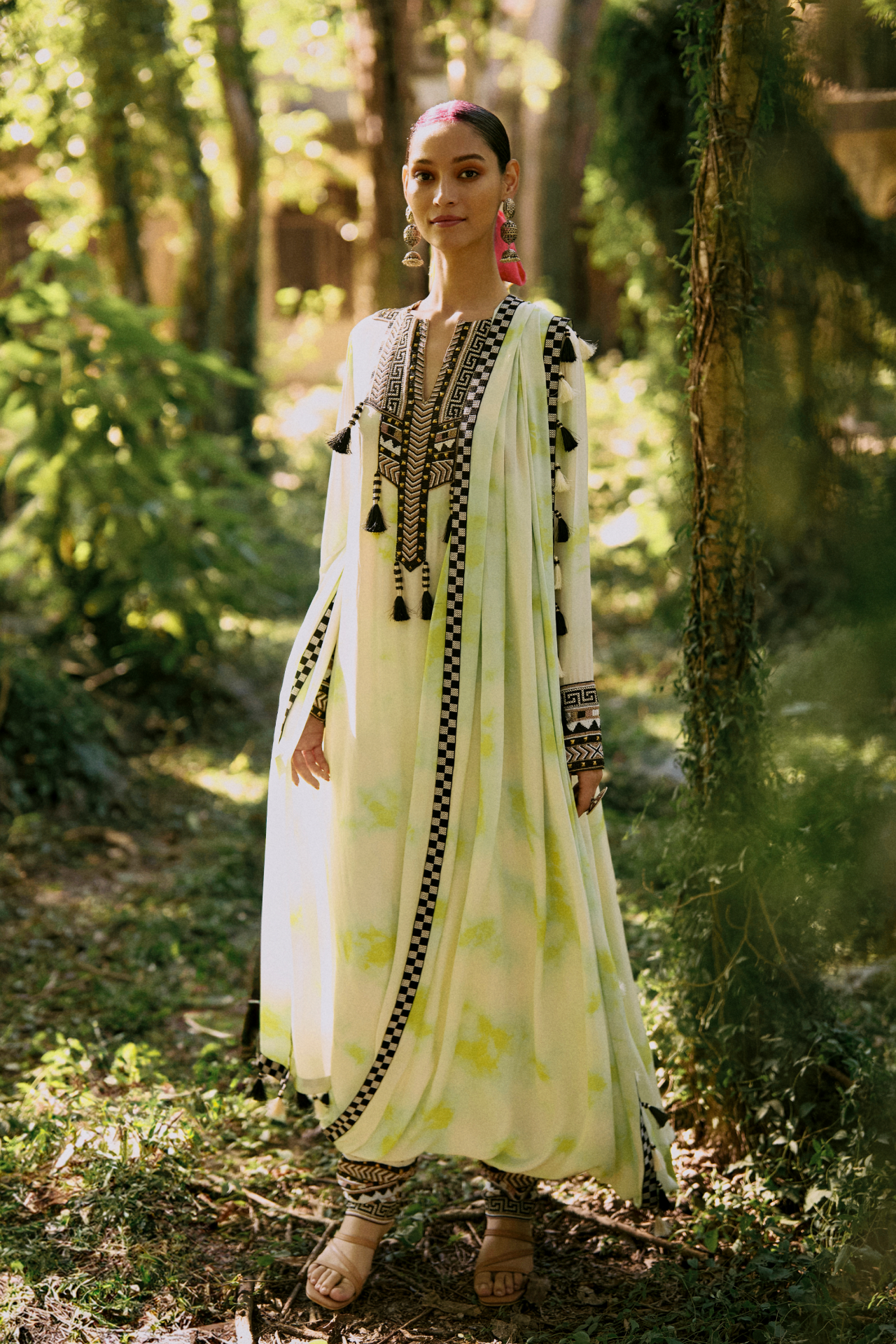 Green Tie-Dye Kurta With Draped Dupatta