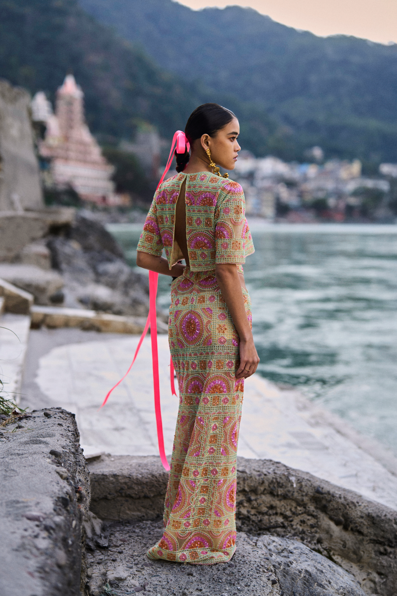 Multi Cutbeads Embroidered Cutout Skirt