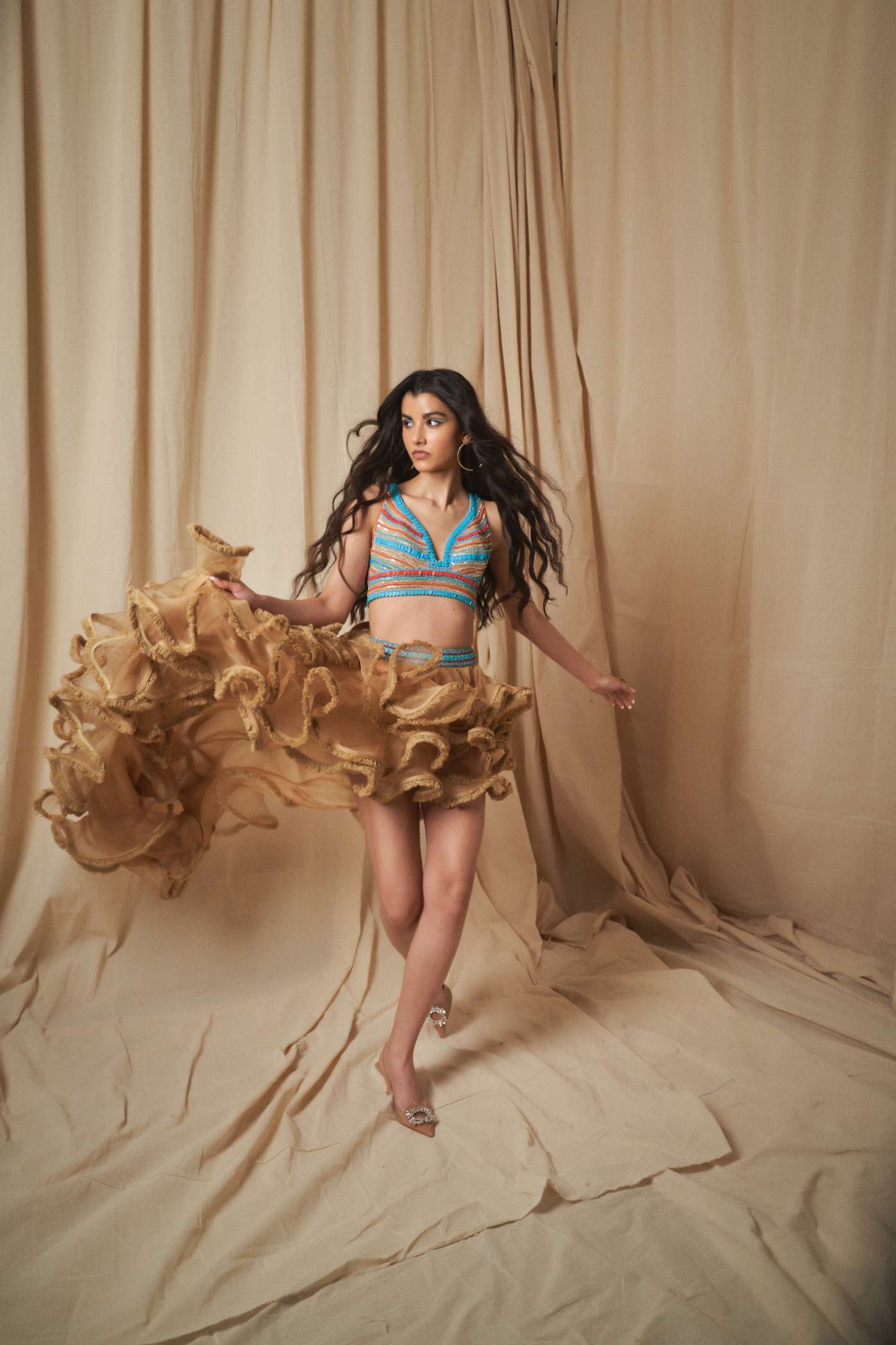 Coral Stone Beige Ruffle
Asymmetric Skirt With trail
